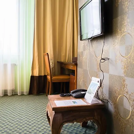 Petra Hotell *