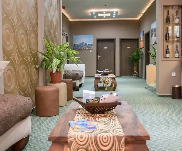 Hotel Petra *